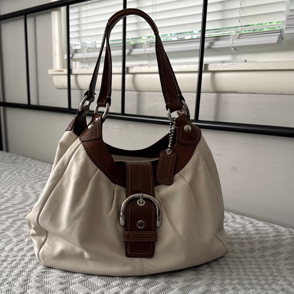 Coach Cream and Brown Shoulder Bag - Picture 1 of 7
